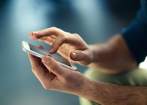 Telefoane la mâna a doua cu garanție: Cea mai sigură opțiune pentru achiziții online de telefoane second hand