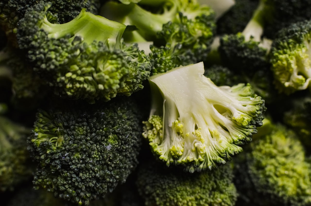 Cat se fierbe broccoli