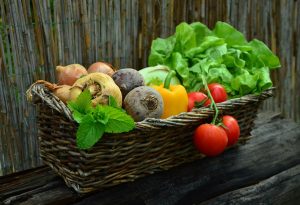 vecinii legumelor in gradina
