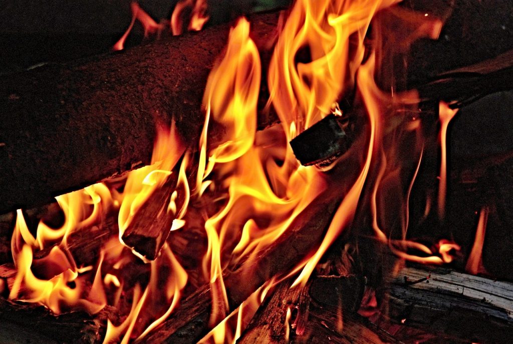 loc de foc in gradina