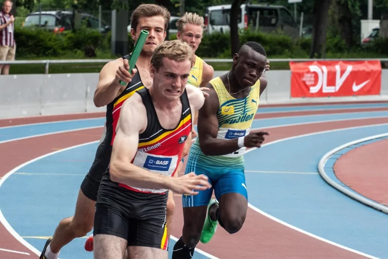 seriale cu julia roberts