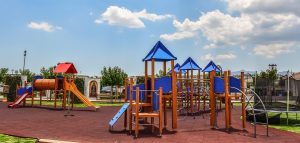 Avantajele unui colt de joaca bine amenajat pentru copii energici